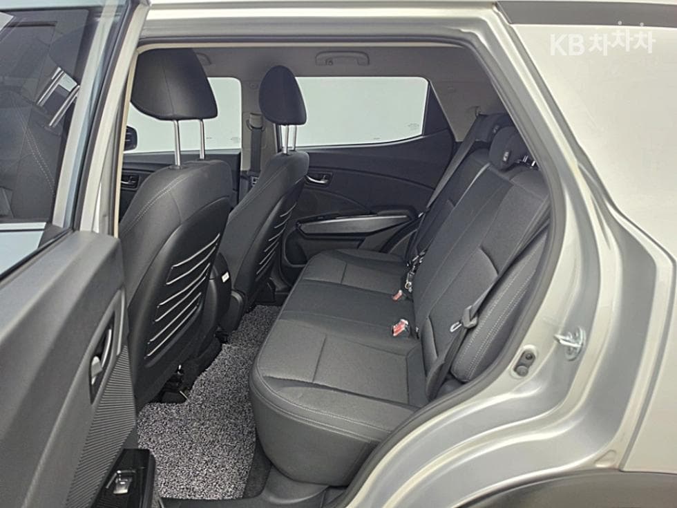 KG Mobility Very New (facelift/refresh; particularly for Tivoli) TivoliGasoline V1 2WD Standard - 12