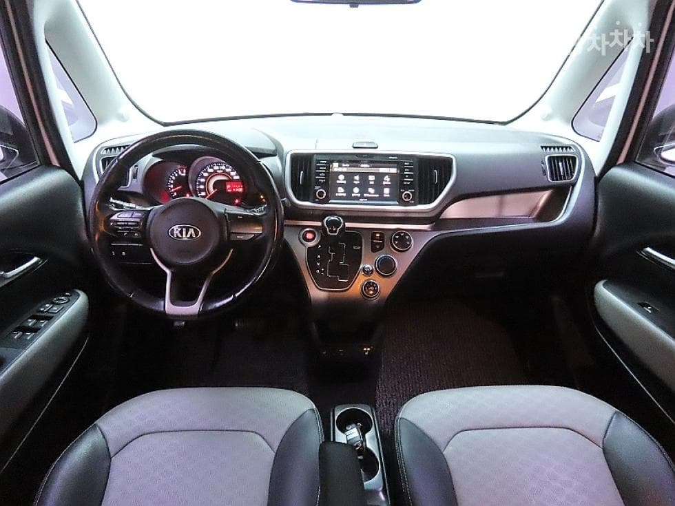 Kia The New (facelift) Ray (van)1.0 Gasoline Luxury - 6