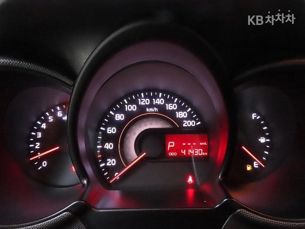 Kia The New (facelift) Ray (van)1.0 Gasoline Luxury - 8