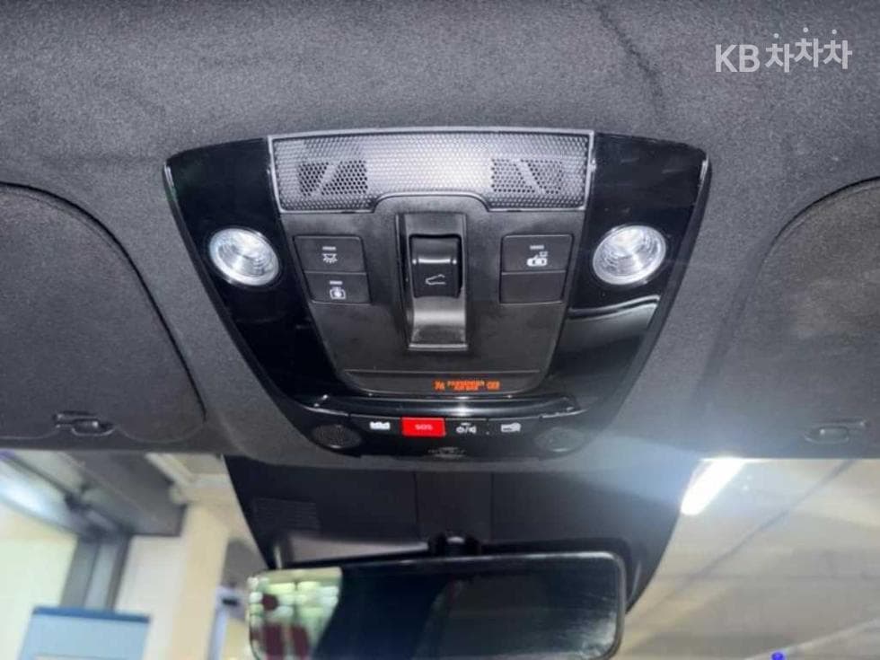 Киа The New (фейслифт) Sorento MQ42.5 T-GDI 2WD Signature - 14