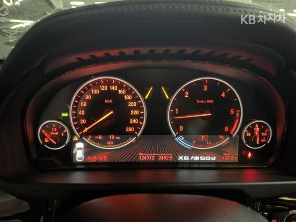 BMW X6(F16)M50d - 3