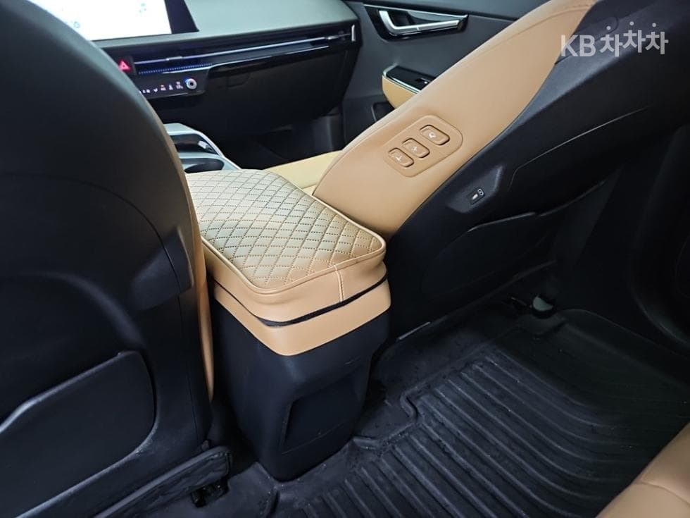 Киа EV6롱 레Местен지 4x4 어스 - 14