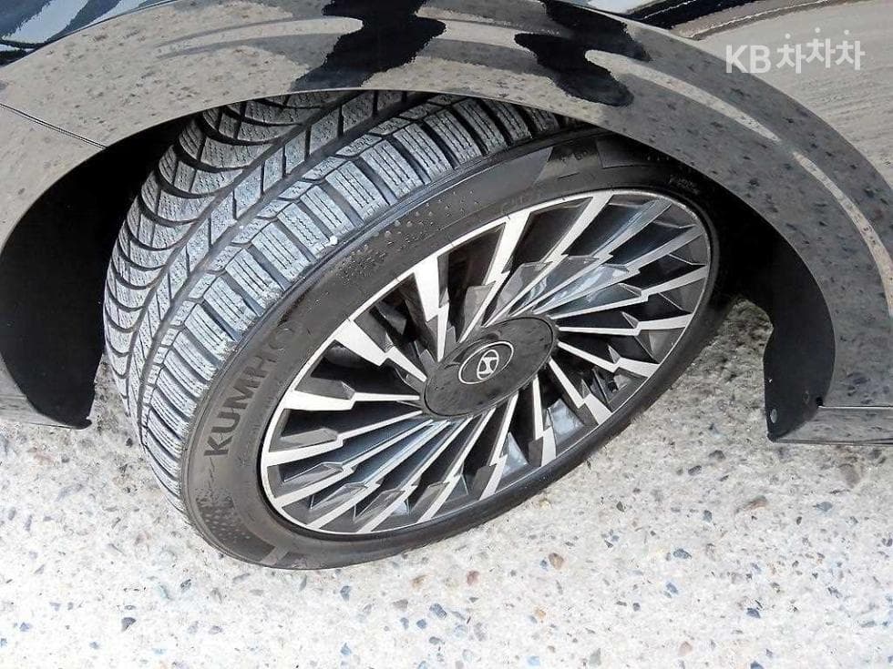 Hyundai The All New Grandeur (Azera)3.5 Gasoline 2WD Calligraphy - 20