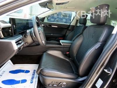 Hyundai The All New Grandeur (Azera)3.5 Gasoline AWD Calligraphy - 5
