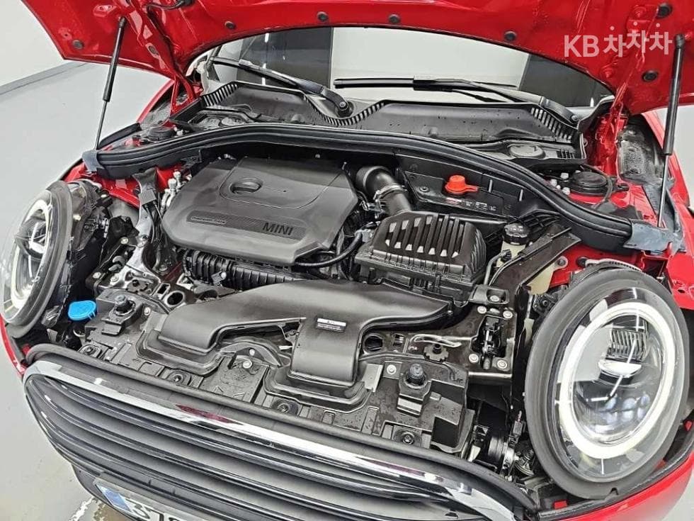 Мини 클럽맨 Второ поколение1.5 Cooper Classic Стандартен - 5
