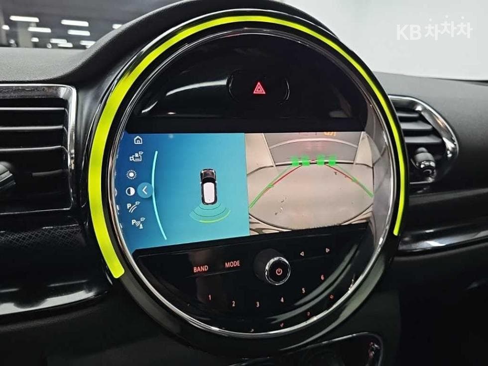 Мини 클럽맨 Второ поколение1.5 Cooper Classic Стандартен - 15