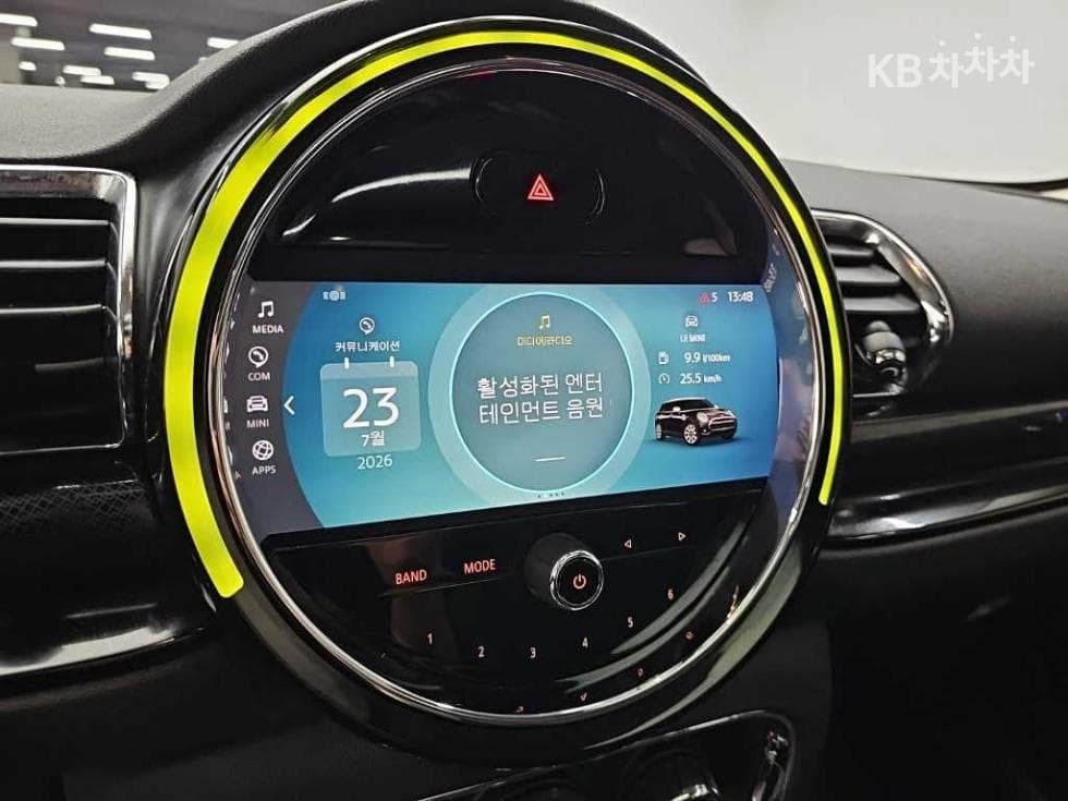 Мини 클럽맨 Второ поколение1.5 Cooper Classic Стандартен - 16