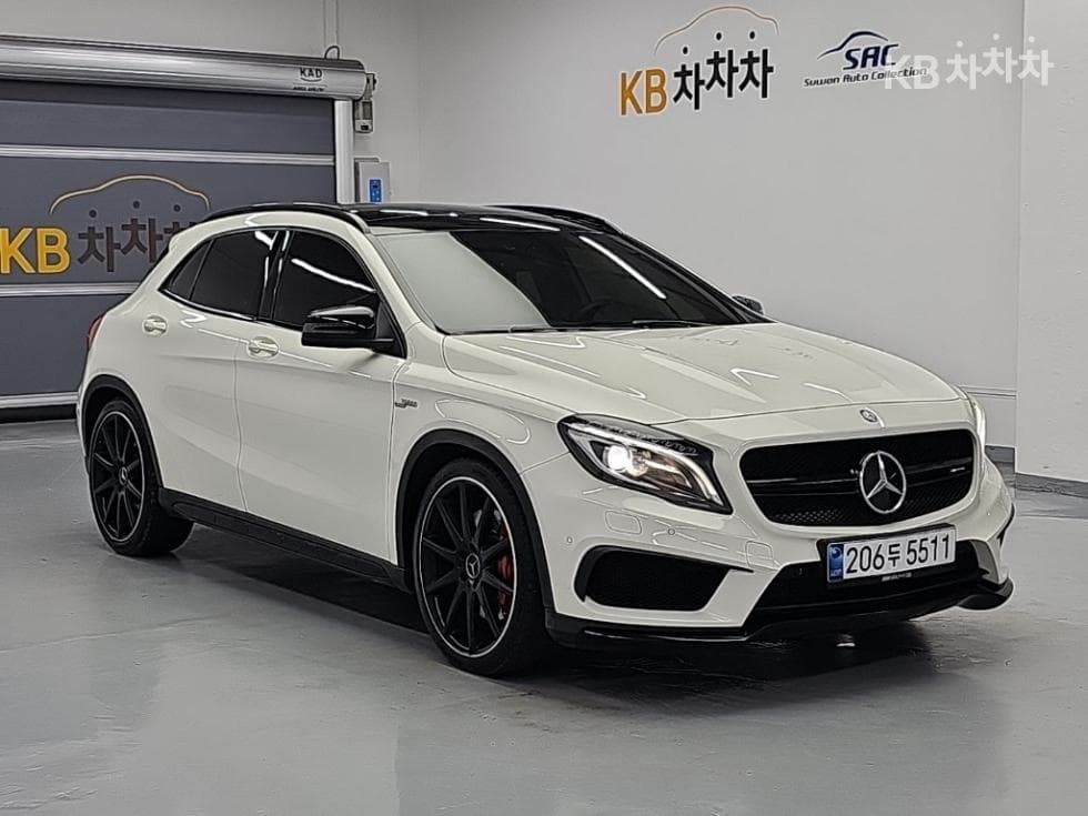 Mercedes-Benz GLA X156GLA45 AMG 4매틱 - 4