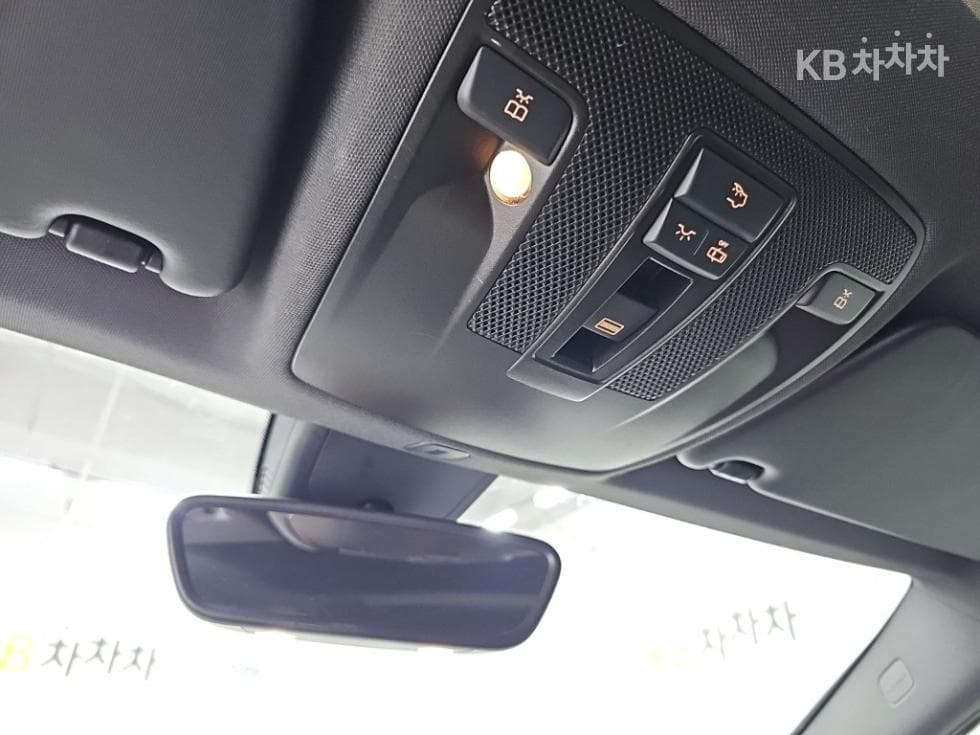 Mercedes-Benz GLA X156GLA45 AMG 4매틱 - 16