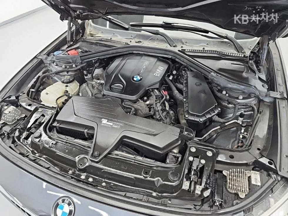 BMW Gran Turismo3 Series GT 320d F34 Luxury - 6
