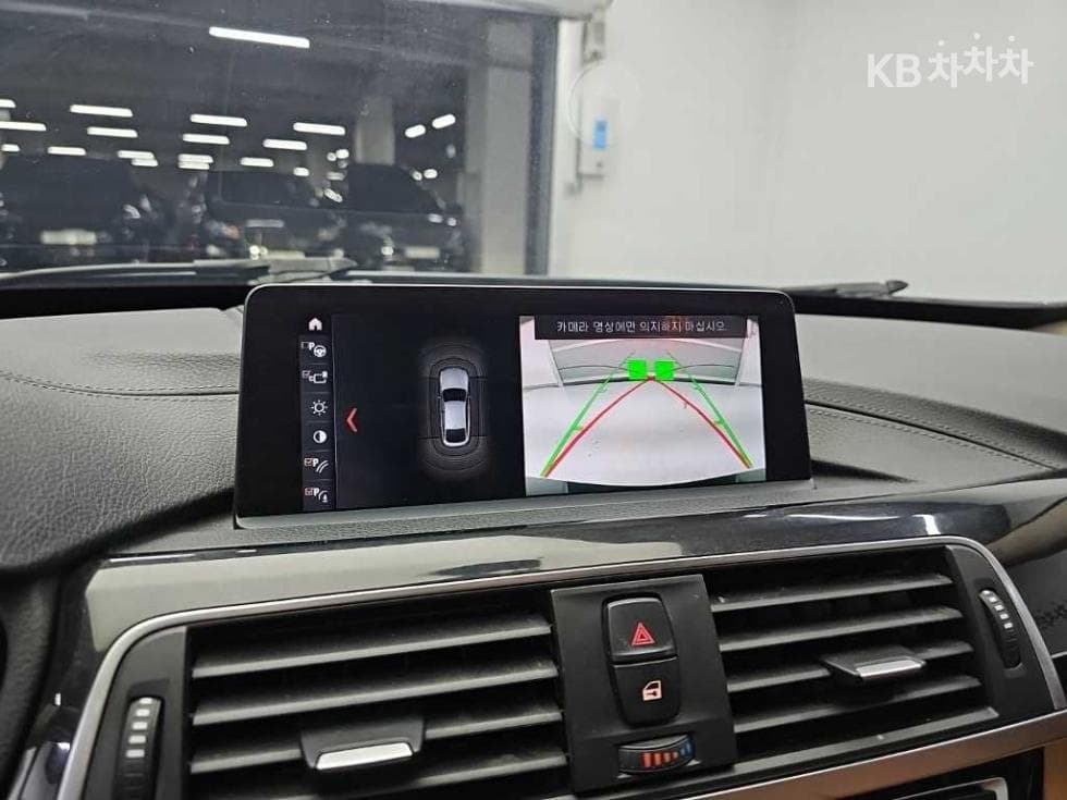 BMW Gran Turismo3 Series GT 320d F34 Luxury - 16