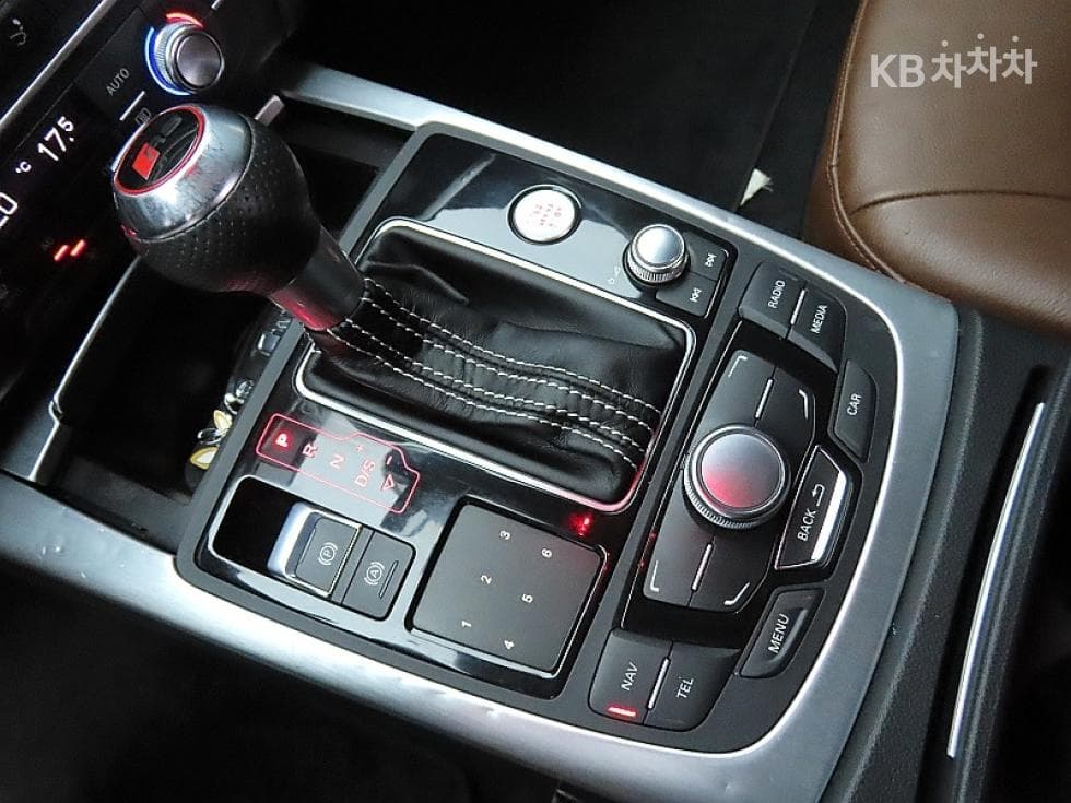 Audi A73.0 TFSI 콰트로 엔트리 - 9