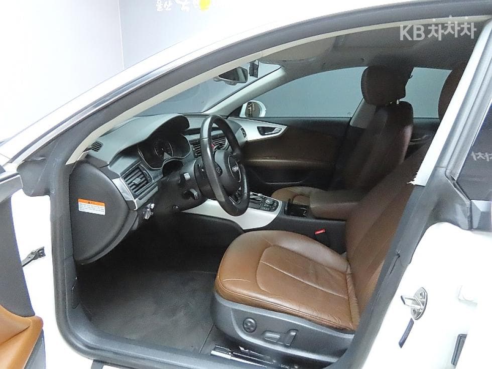 Audi A73.0 TFSI 콰트로 엔트리 - 10