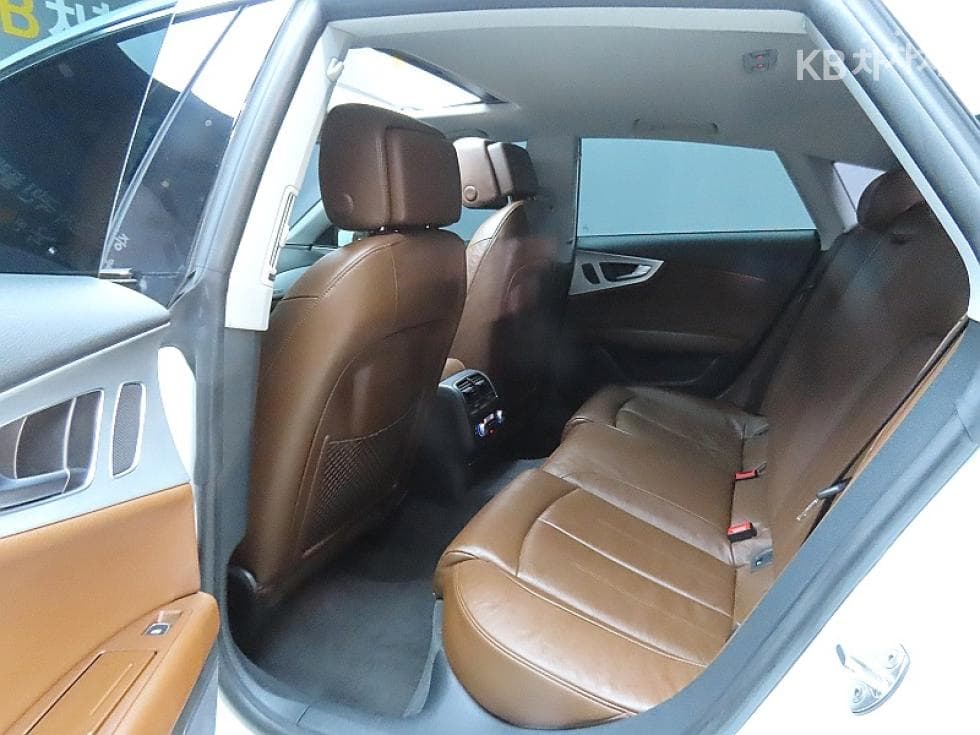 Audi A73.0 TFSI 콰트로 엔트리 - 11