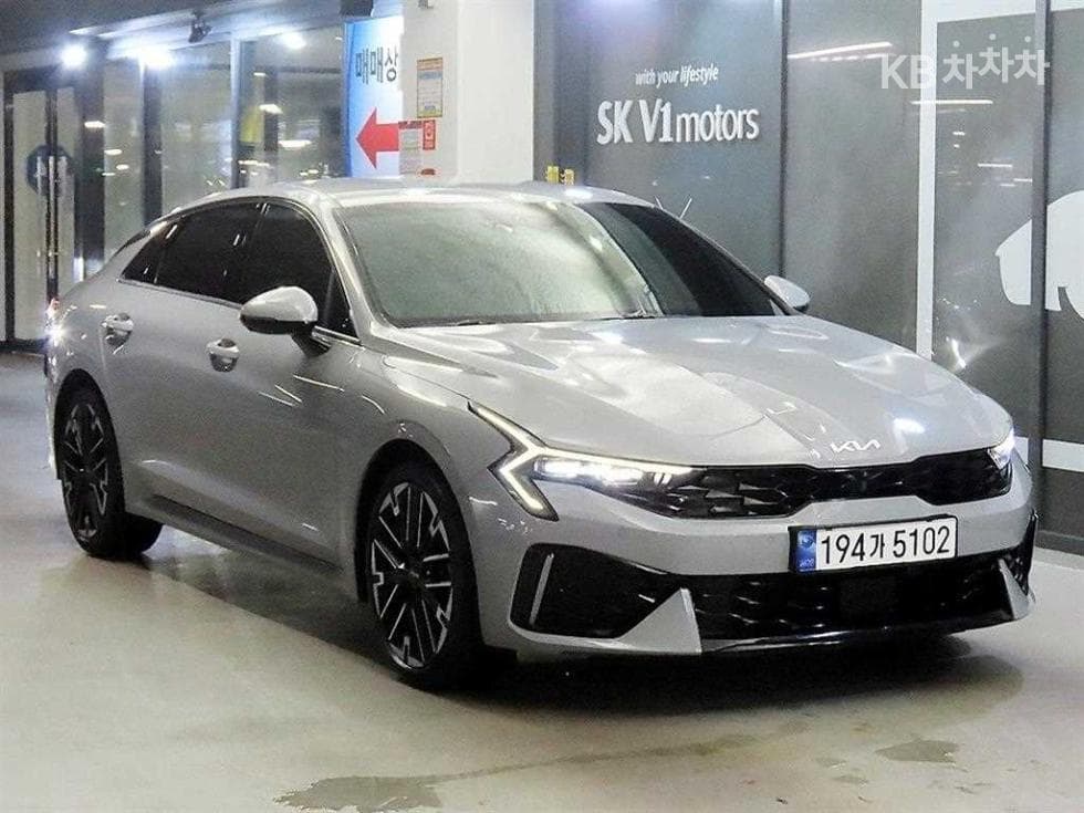 Киа The New (фейслифт) K5 3-토 поколение 1.6 Бензин Турбо Signature - Image 1