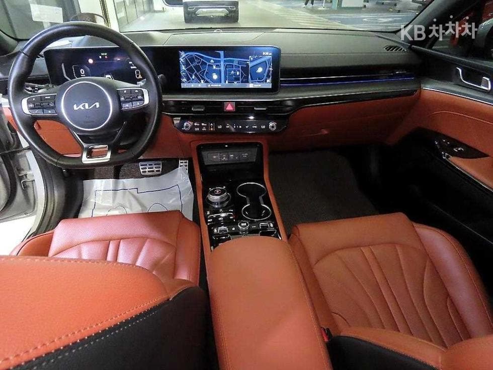 Kia The New (facelift) K5 3rd Gen1.6 Gasoline Turbo Signature - 10