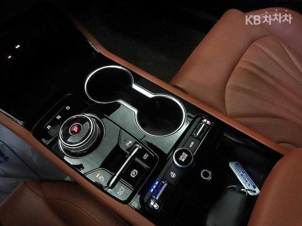 Kia The New (facelift) K5 3rd Gen1.6 Gasoline Turbo Signature - 12
