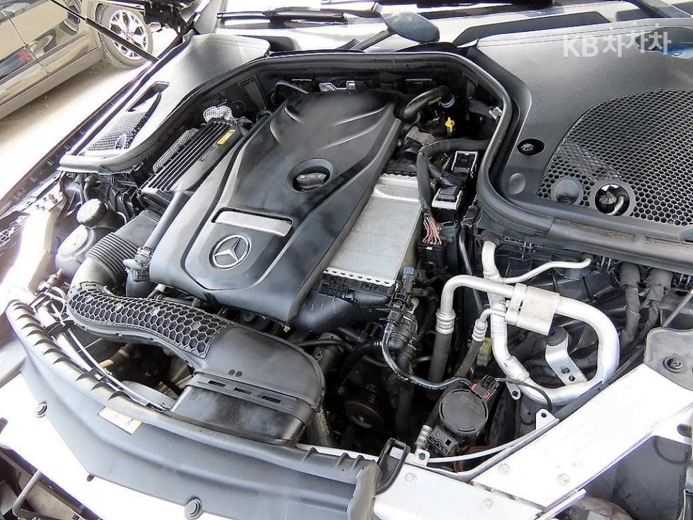 Mercedes-Benz E-Class (W213)E300 4Matic Exclusive - 19