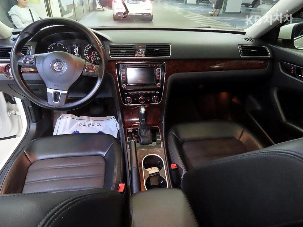 Volkswagen 더НовPassat2.0 Турбо Дизел Инжекция B7 - 10
