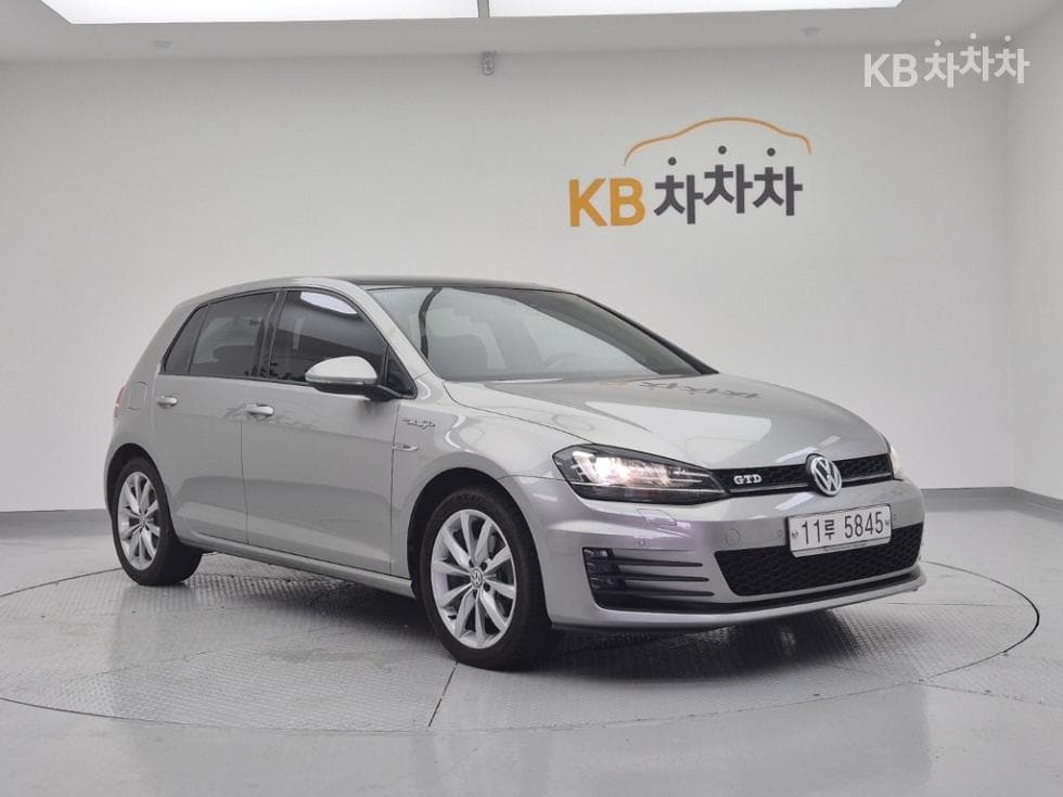 Volkswagen Golf2.0 Turbo Diesel Injection MK7 - 2