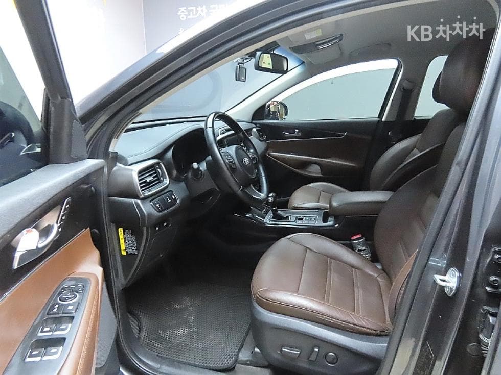 Kia All NewSorentoDiesel 2.2 2WD Noblesse Special (special feature/edition) - 9