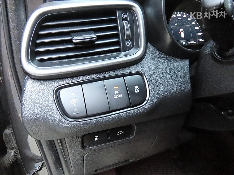 Kia All NewSorentoDiesel 2.2 2WD Noblesse Special (special feature/edition) - 11