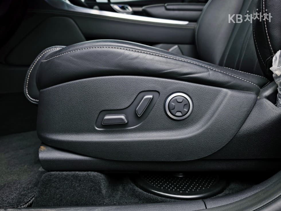 Genesis GV803.0 Diesel AWD - 14