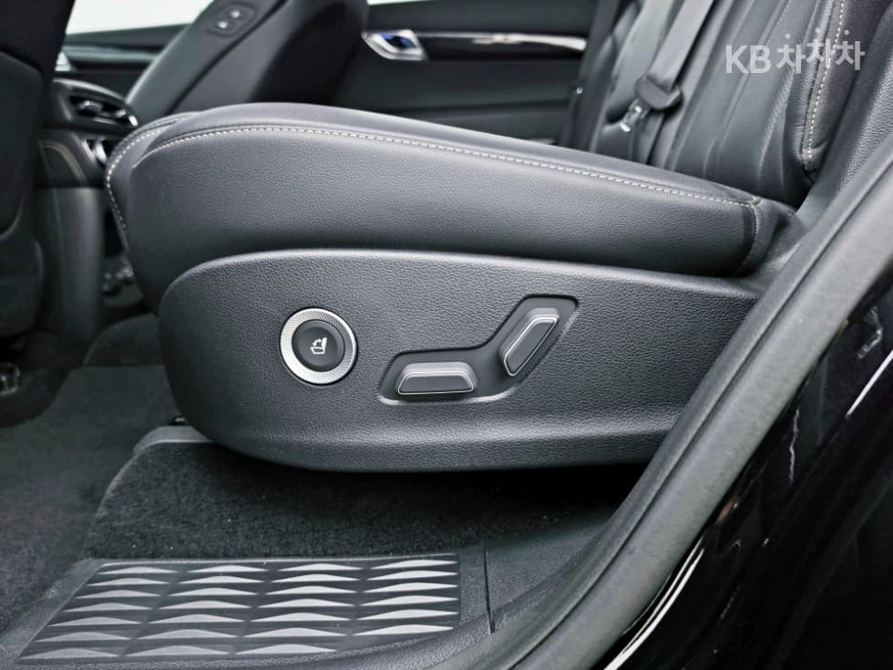 Genesis GV803.0 Diesel AWD - 22