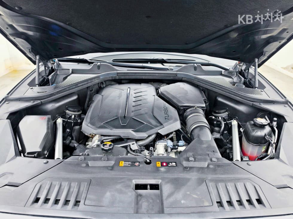 Genesis GV803.0 Diesel AWD - 24