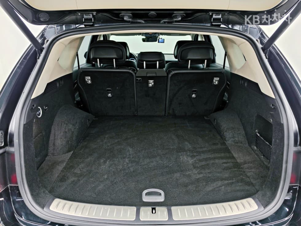 Genesis GV803.0 Diesel AWD - 25