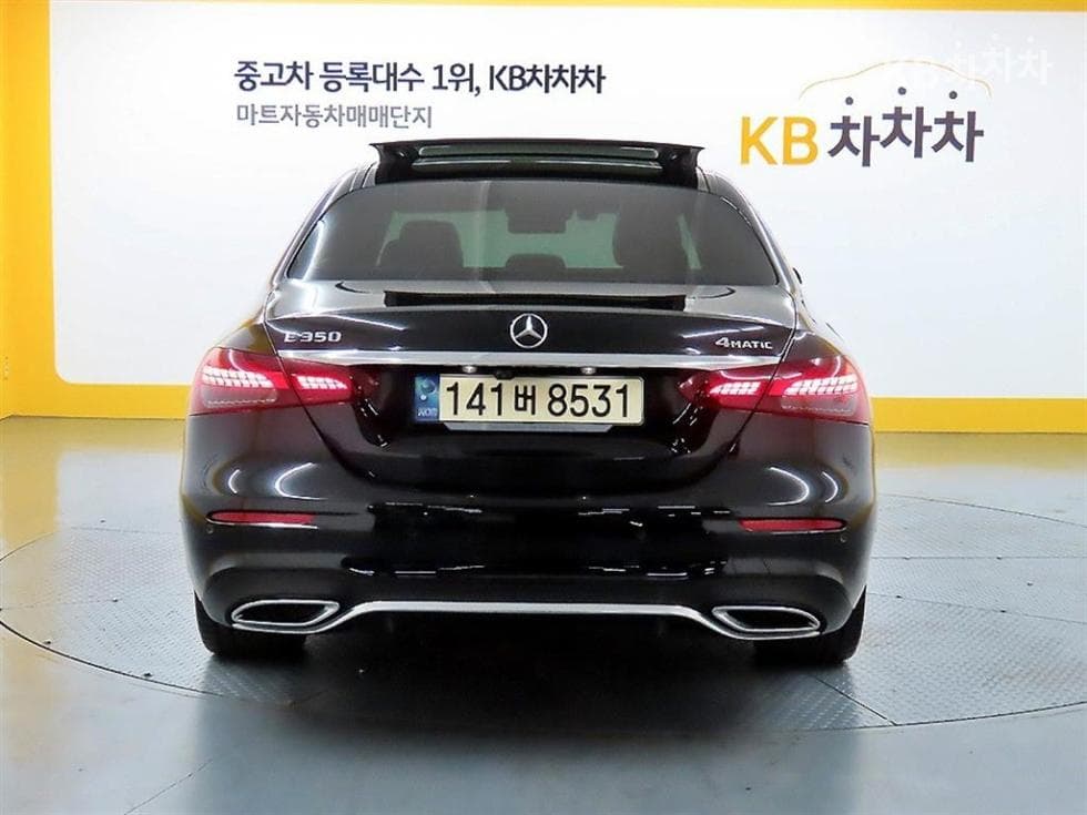 Mercedes-Benz E-Class (W213)E350 4MATIC Avantgarde - 3