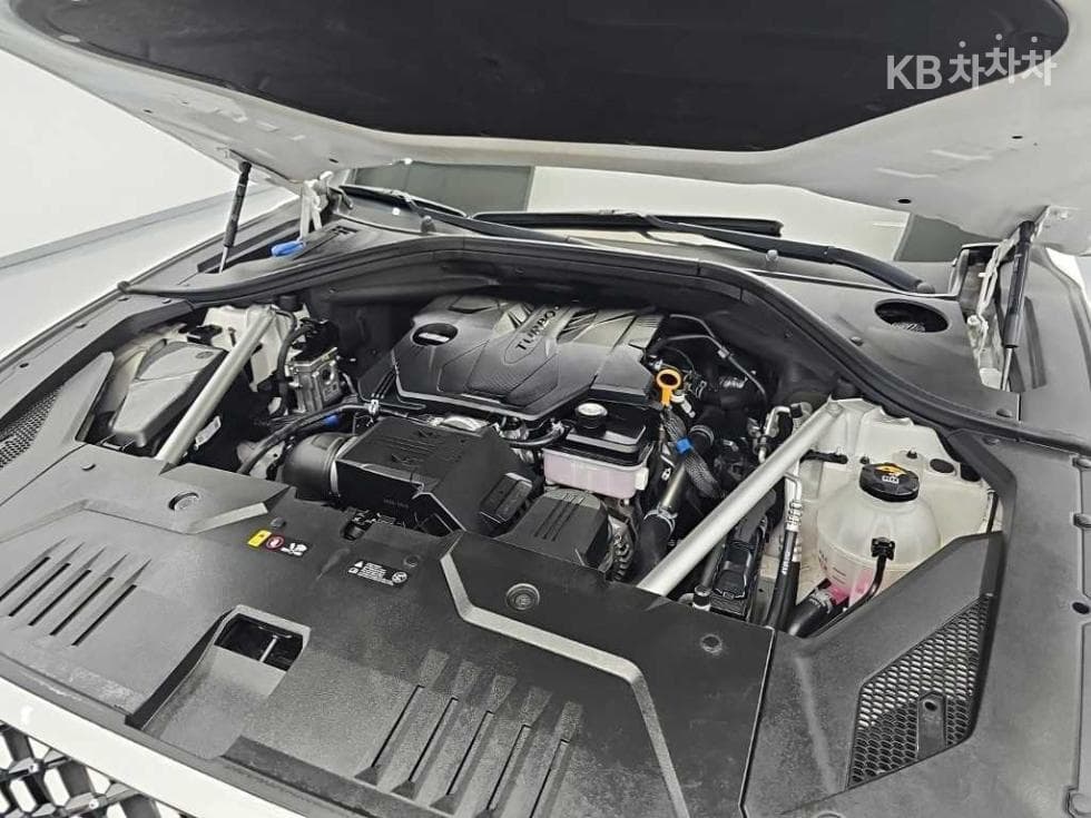 Genesis GV70Gasoline 2.5T 2WD - 5