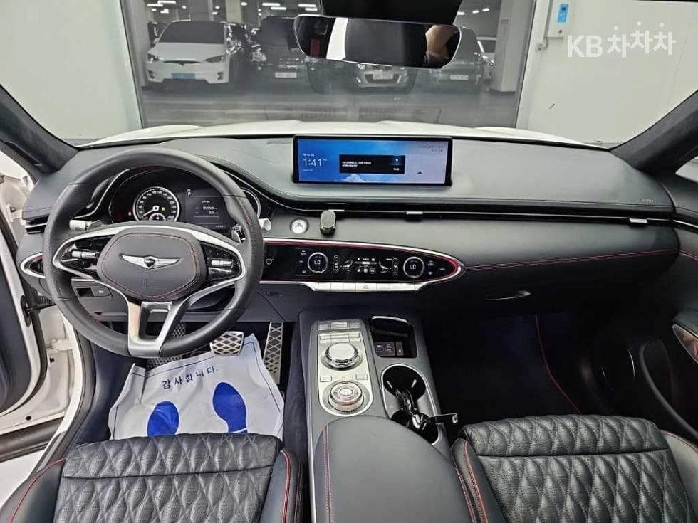 Genesis GV70Gasoline 2.5T 2WD - 7