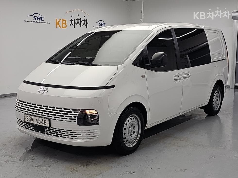 Hyundai Staria Cargo 2.2 Cargo 5 Smart - Image 1
