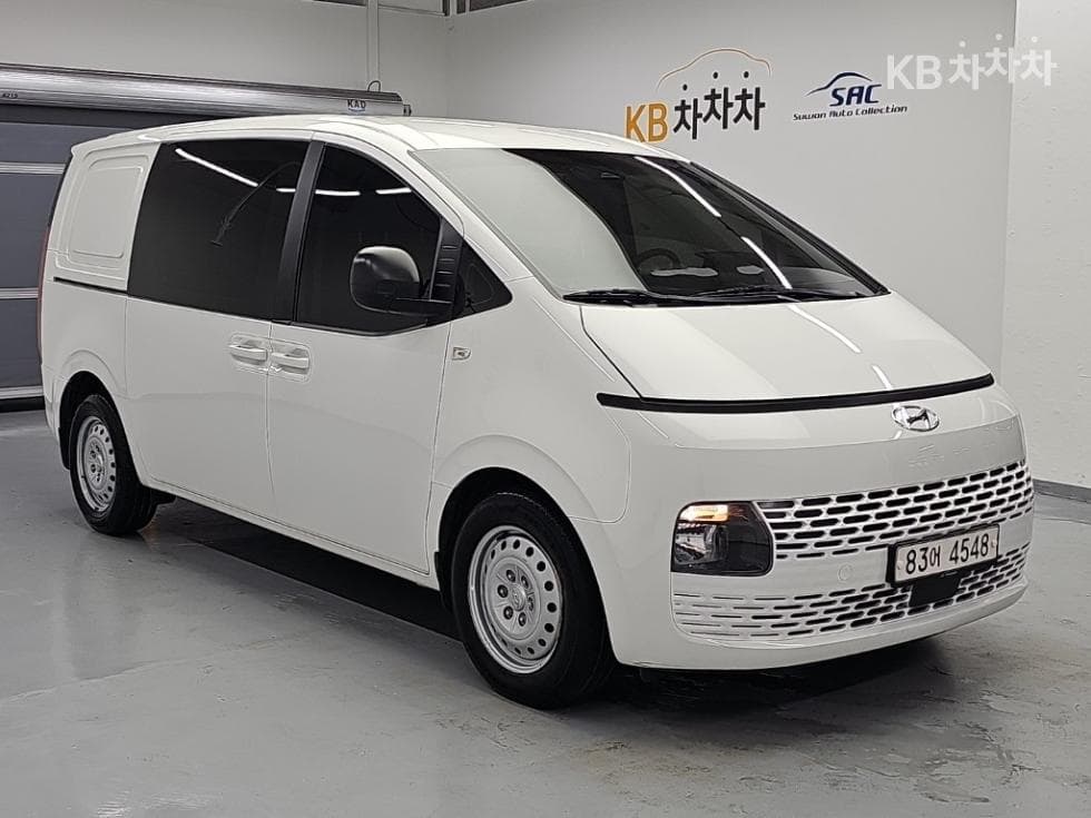 Hyundai Staria Cargo2.2 Cargo 5 Smart - 4