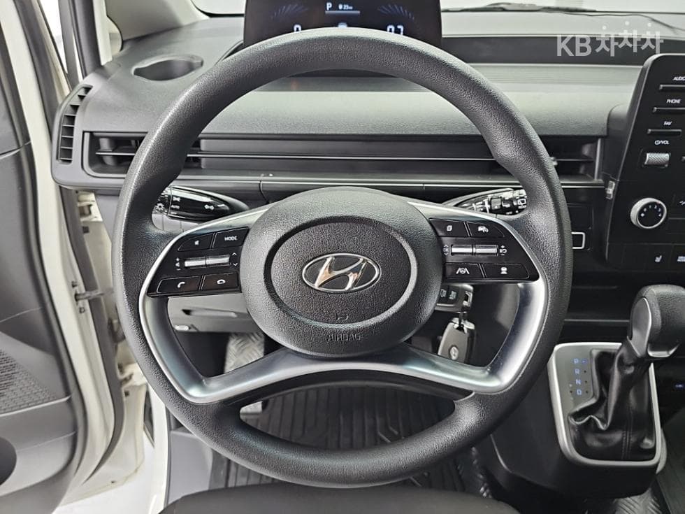 Hyundai Staria Cargo2.2 Cargo 5 Smart - 9