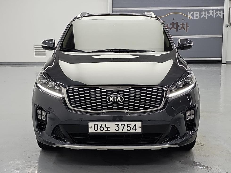 Kia The New (facelift) Sorento2.0 T-GDI 2WD Noblesse - 2