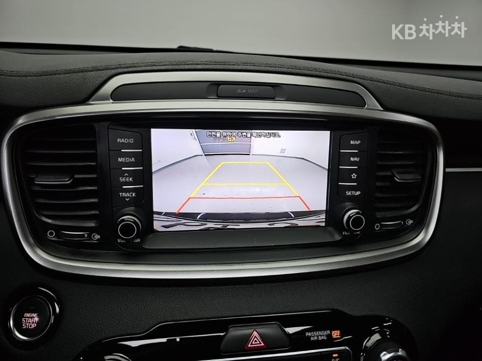 Kia The New (facelift) Sorento2.0 T-GDI 2WD Noblesse - 17