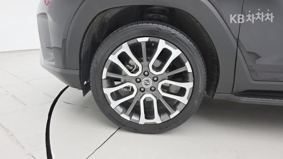 KG Mobility 토레스(J100)1.5 GDI Turbo T7 - 7
