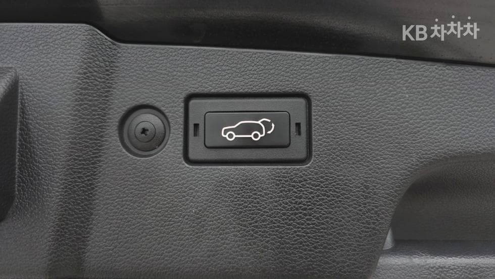 KG Mobility 토레스(J100)1.5 GDI Turbo T7 - 11
