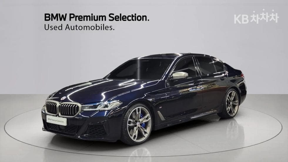 BMW 올New5 Series (G30) M550i xDrive - Image 1