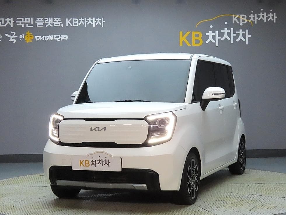 Kia The New (facelift) Kia Ray (van) 1.0 Gasoline Signature - Image 1
