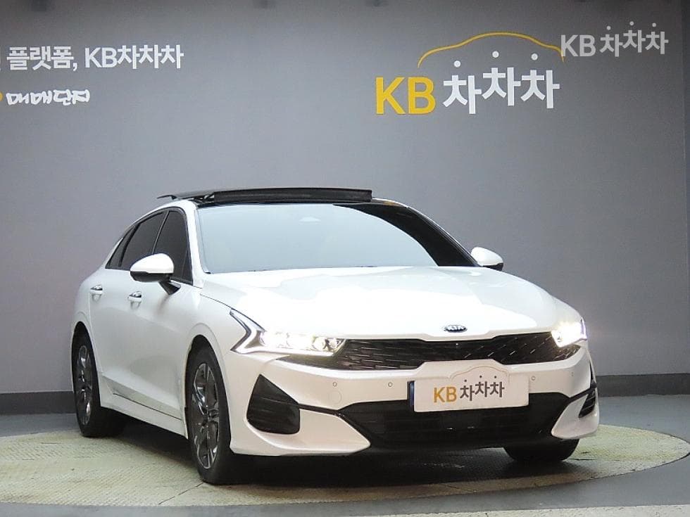 Kia K5 3rd Gen2.0 Gasoline Noblesse - 3
