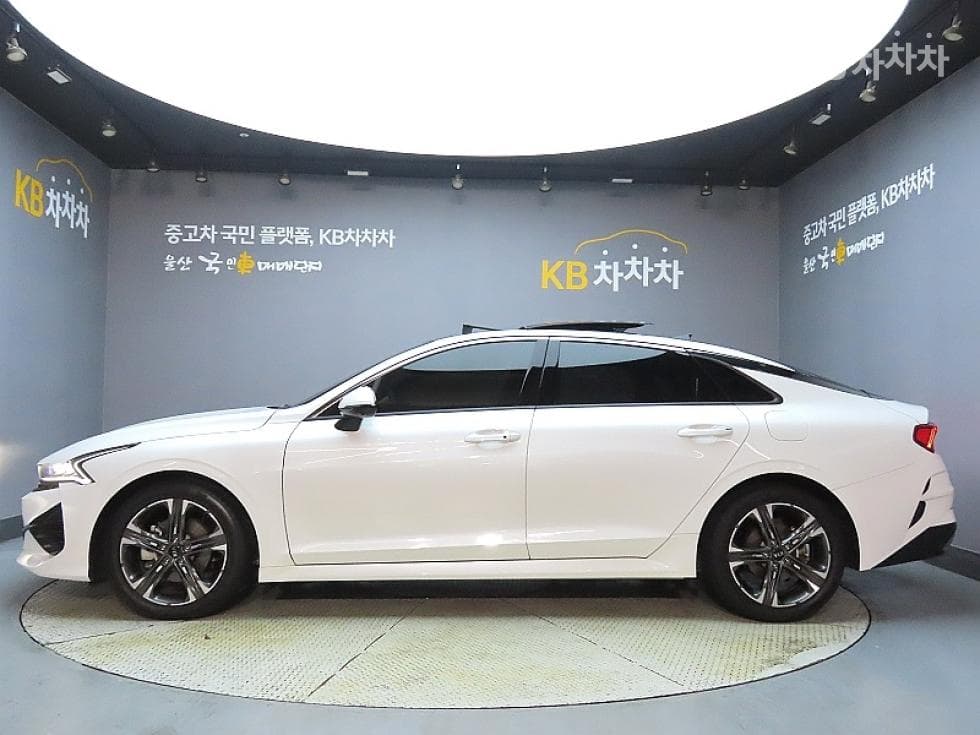 Kia K5 3rd Gen2.0 Gasoline Noblesse - 5