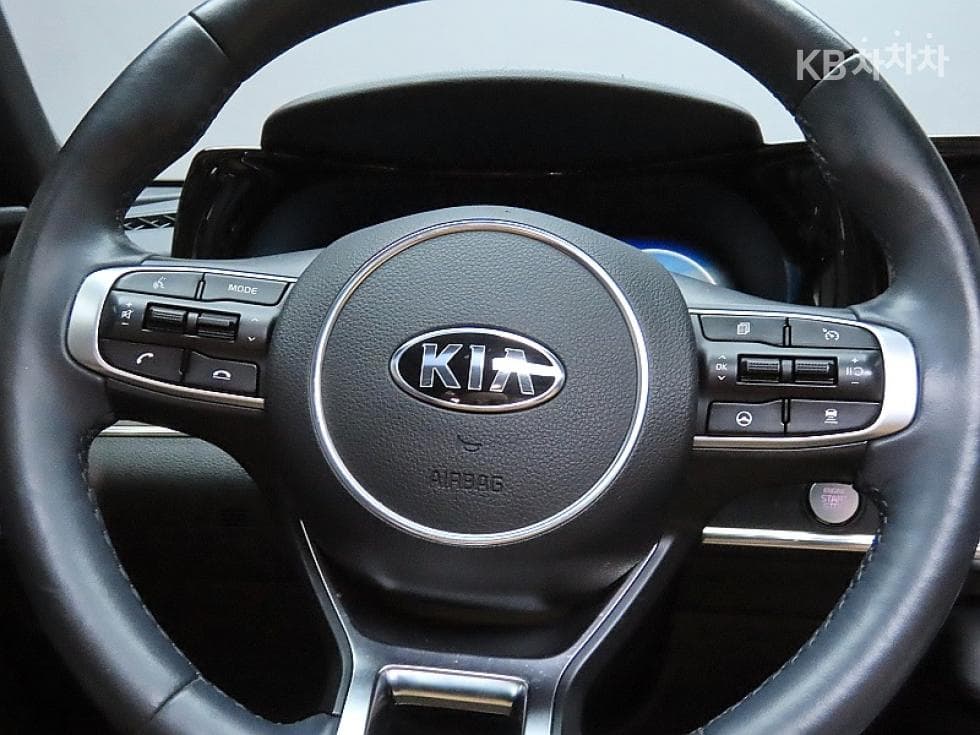 Kia K5 3rd Gen2.0 Gasoline Noblesse - 18