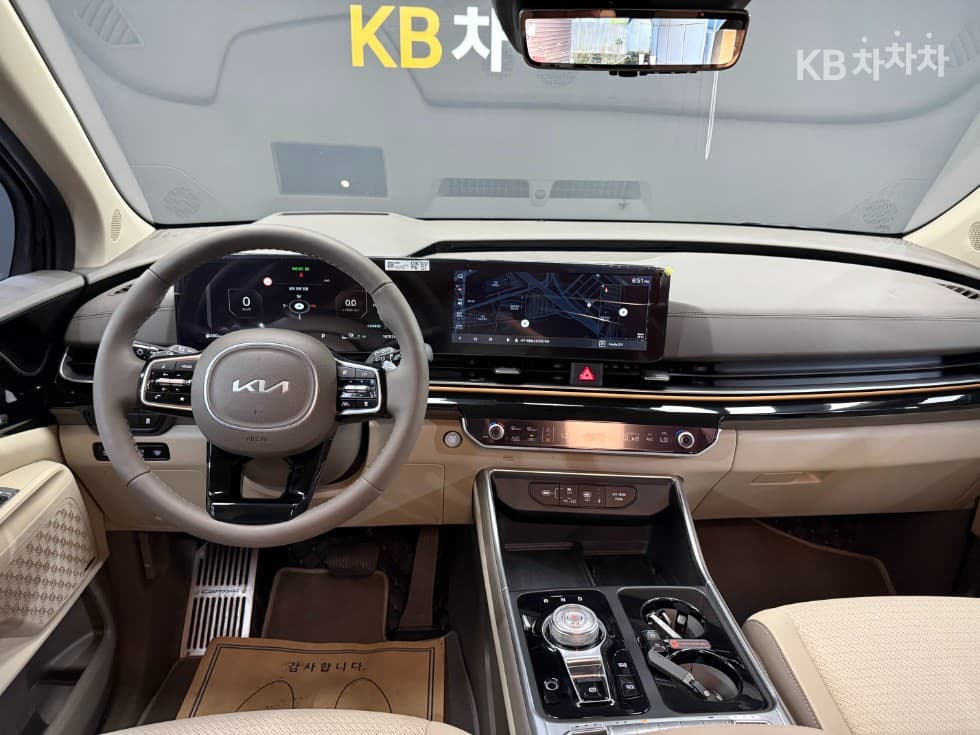 Kia The New (facelift) Carnival Hybrid 4th generationHigh Limousine (Carnival) 1.6 HEV 9-seater Signature - 9