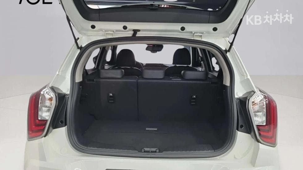 KG Mobility Very New (facelift/refresh; particularly for Tivoli) TivoliGasoline V3 2WD Standard - 18