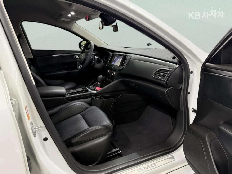Renault Korea SM62.0 LPe Disabled-accessible SE - 11