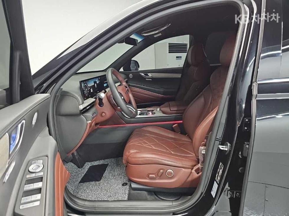 Genesis GV803.5 Turbo Gasoline AWD - 11