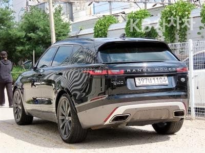 Land Rover Range Rover 벨라3.0 D300 R-Dynamic HSE - 3